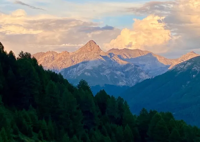 Bed & Breakfast Alp Es-cha Dadour 3*